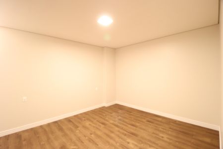 Casa de condomínio para alugar com 370m², 6 quartos e 4 vagasSuíte 1