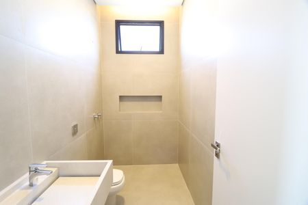 Casa de condomínio para alugar com 370m², 6 quartos e 4 vagasBanheiro Suíte 3