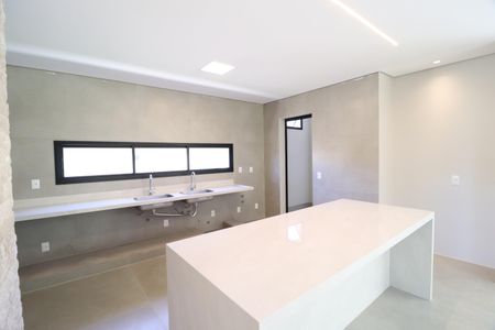 Casa de condomínio para alugar com 370m², 6 quartos e 4 vagasCozinha