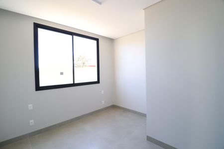 Casa de condomínio para alugar com 370m², 6 quartos e 4 vagasQuarto 2