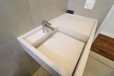 Casa de condomínio para alugar com 370m², 6 quartos e 4 vagasBanheiro  Suíte 2