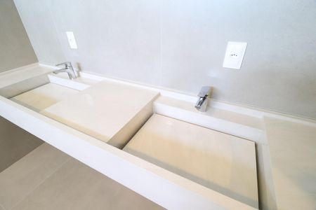 Casa de condomínio para alugar com 370m², 6 quartos e 4 vagasBanheiro Suíte 1