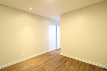 Casa de condomínio para alugar com 370m², 6 quartos e 4 vagasSuíte 3