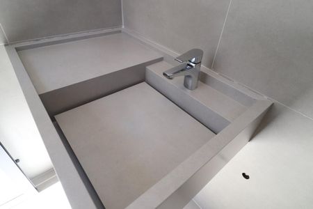 Casa de condomínio para alugar com 370m², 6 quartos e 4 vagasBanheiro Piscina