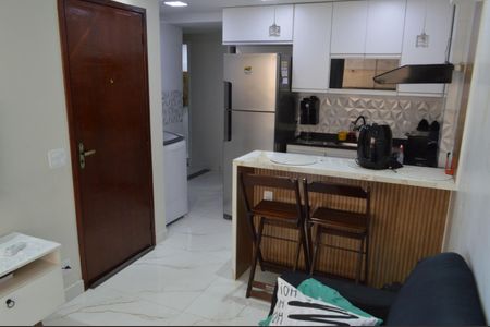 Apartamento à venda com 78m², 3 quartos e sem vaga Apartamento à venda com 78m², 3 quartos e sem vagaSala