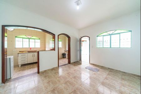 Casa para alugar com 240m², 4 quartos e 5 vagasCopa
