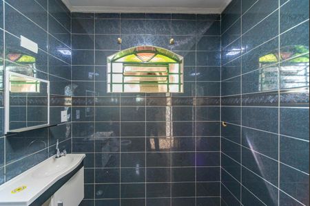 Casa para alugar com 240m², 4 quartos e 5 vagasLavabo