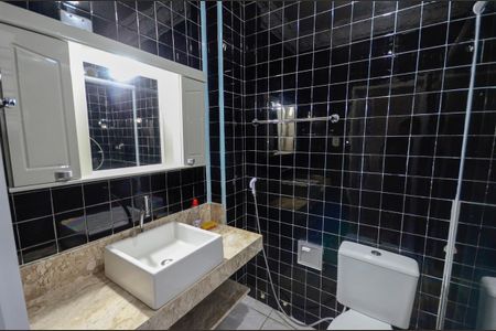 Apartamento à venda com 65m², 2 quartos e sem vaga Apartamento à venda com 65m², 2 quartos e sem vagaBanheiro