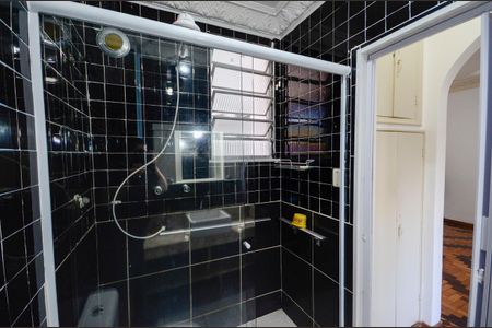 Apartamento à venda com 65m², 2 quartos e sem vaga Apartamento à venda com 65m², 2 quartos e sem vagaBanheiro