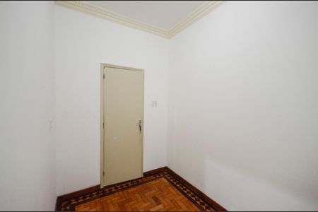 Apartamento à venda com 65m², 2 quartos e sem vaga Apartamento à venda com 65m², 2 quartos e sem vagaQuarto de Serviço