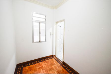 Apartamento à venda com 65m², 2 quartos e sem vaga Apartamento à venda com 65m², 2 quartos e sem vagaQuarto de Serviço