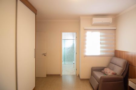 Casa à venda com 148m², 3 quartos e 4 vagas Casa à venda com 148m², 3 quartos e 4 vagasSuíte 2