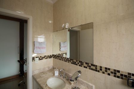 Casa à venda com 148m², 3 quartos e 4 vagas Casa à venda com 148m², 3 quartos e 4 vagasBanheiro da Suíte 3