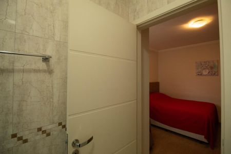 Casa à venda com 148m², 3 quartos e 4 vagas Casa à venda com 148m², 3 quartos e 4 vagasBanheiro da Suíte 2