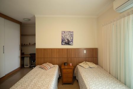 Casa à venda com 148m², 3 quartos e 4 vagas Casa à venda com 148m², 3 quartos e 4 vagasSuíte 3