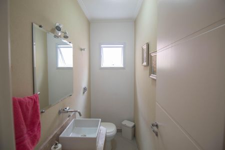 Casa à venda com 148m², 3 quartos e 4 vagas Casa à venda com 148m², 3 quartos e 4 vagasLavabo