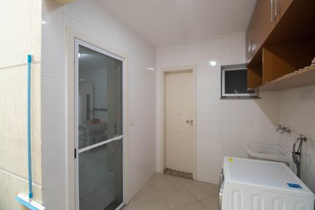 Casa à venda com 148m², 3 quartos e 4 vagas Casa à venda com 148m², 3 quartos e 4 vagasÁrea de Serviço