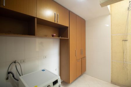 Casa à venda com 148m², 3 quartos e 4 vagas Casa à venda com 148m², 3 quartos e 4 vagasÁrea de Serviço