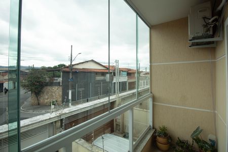 Casa à venda com 148m², 3 quartos e 4 vagas Casa à venda com 148m², 3 quartos e 4 vagasVaranda da Suíte 3