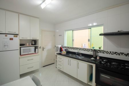 Casa à venda com 148m², 3 quartos e 4 vagas Casa à venda com 148m², 3 quartos e 4 vagasCozinha