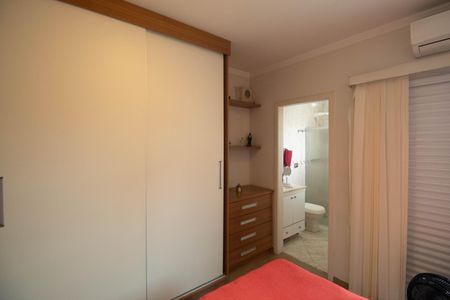 Casa à venda com 148m², 3 quartos e 4 vagas Casa à venda com 148m², 3 quartos e 4 vagasSuíte 1