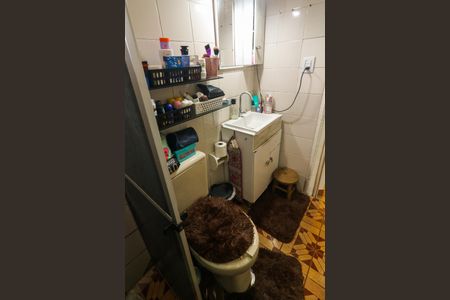 Casa de condomínio à venda com 45m², 2 quartos e sem vagaBanheiro