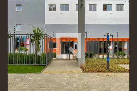 Apartamento à venda com 37m², 2 quartos e sem vaga Apartamento à venda com 37m², 2 quartos e sem vagaFachada