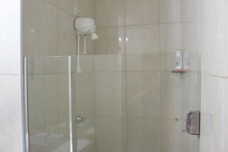 Casa à venda com 200m², 3 quartos e 2 vagasBanheiro/Suíte 3