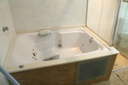 Casa à venda com 200m², 3 quartos e 2 vagasBanheiro/Suíte 2