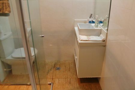 Casa à venda com 200m², 3 quartos e 2 vagasBanheiro/Suíte 2