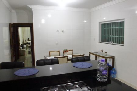 Casa à venda com 200m², 3 quartos e 2 vagasCozinha