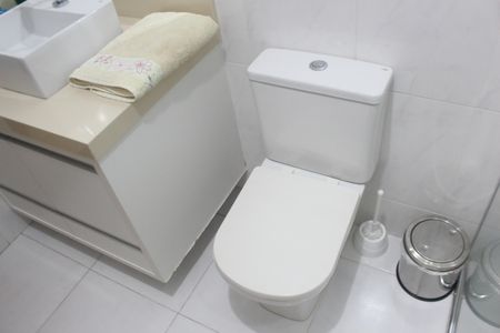 Casa à venda com 200m², 3 quartos e 2 vagasBanheiro/Suíte 1