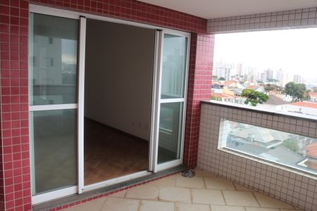 Apartamento à venda com 168m², 3 quartos e 5 vagasVaranda