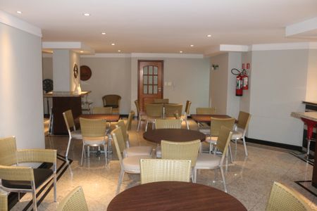 Apartamento à venda com 168m², 3 quartos e 5 vagasÁrea comum - Salão de festas