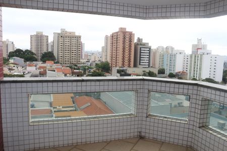 Apartamento à venda com 168m², 3 quartos e 5 vagasVaranda