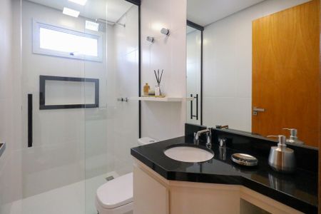 Apartamento à venda com 84m², 3 quartos e 2 vagasBanheiro da Suíte