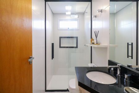 Apartamento à venda com 84m², 3 quartos e 2 vagasBanheiro da Suíte