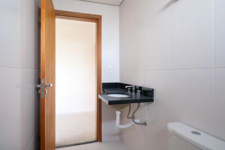Apartamento à venda com 84m², 2 quartos e 2 vagasBanheiro da Suíte