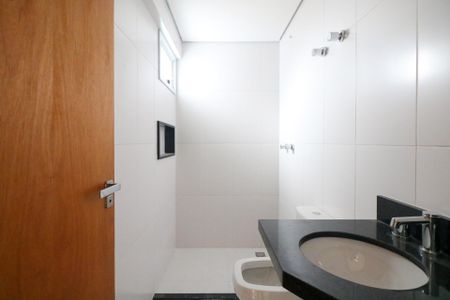 Apartamento à venda com 84m², 2 quartos e 2 vagasBanheiro Social