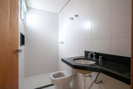 Apartamento à venda com 83m², 3 quartos e 2 vagasBanheiro Social