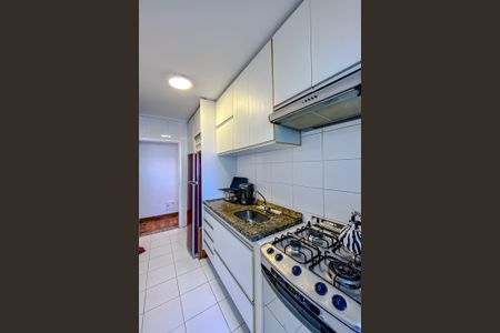 Apartamento à venda com 92m², 3 quartos e 2 vagasCozinha