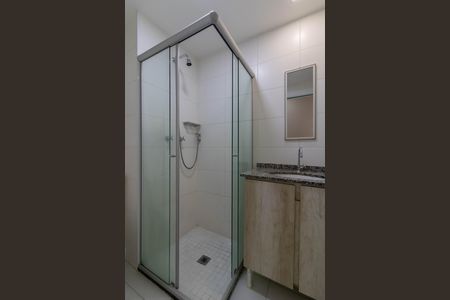 Apartamento à venda com 58m², 2 quartos e 1 vaga Apartamento à venda com 58m², 2 quartos e 1 vagaBanheiro