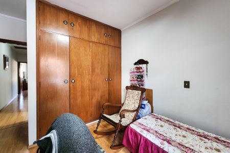 Casa à venda com 182m², 3 quartos e 2 vagasQuarto 2