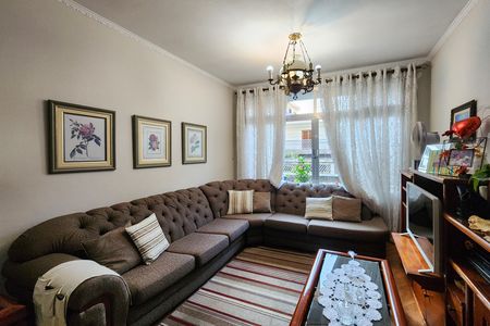 Casa à venda com 182m², 3 quartos e 2 vagasSala