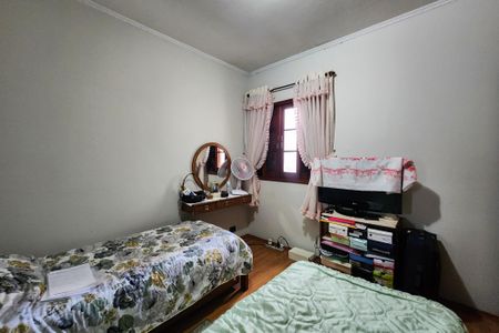 Casa à venda com 182m², 3 quartos e 2 vagasQuarto 1