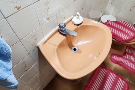 Casa à venda com 182m², 3 quartos e 2 vagasLavabo