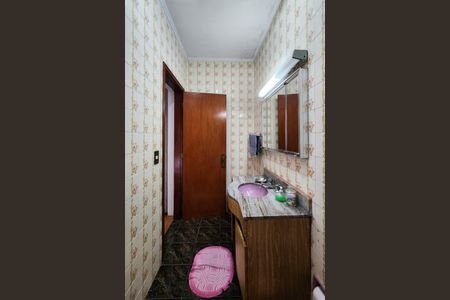 Casa à venda com 182m², 3 quartos e 2 vagasBanheiro da Suíte