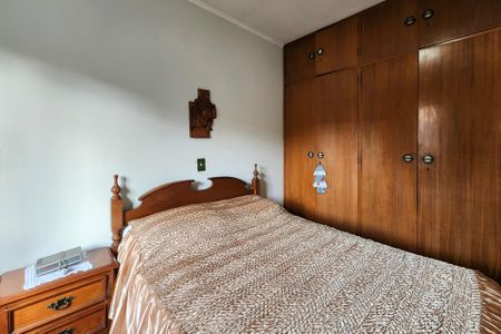 Casa à venda com 182m², 3 quartos e 2 vagasSuíte