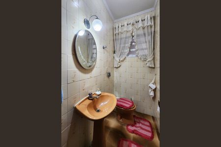 Casa à venda com 182m², 3 quartos e 2 vagasLavabo