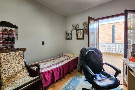Casa à venda com 182m², 3 quartos e 2 vagasQuarto 2